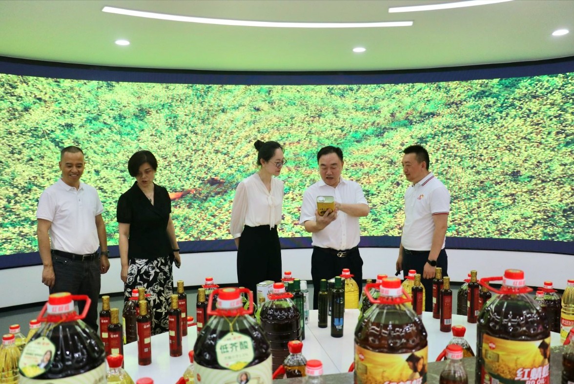 1752483016158445.jpg 9be383df635fb4c922aa6186280f7ac.jpg